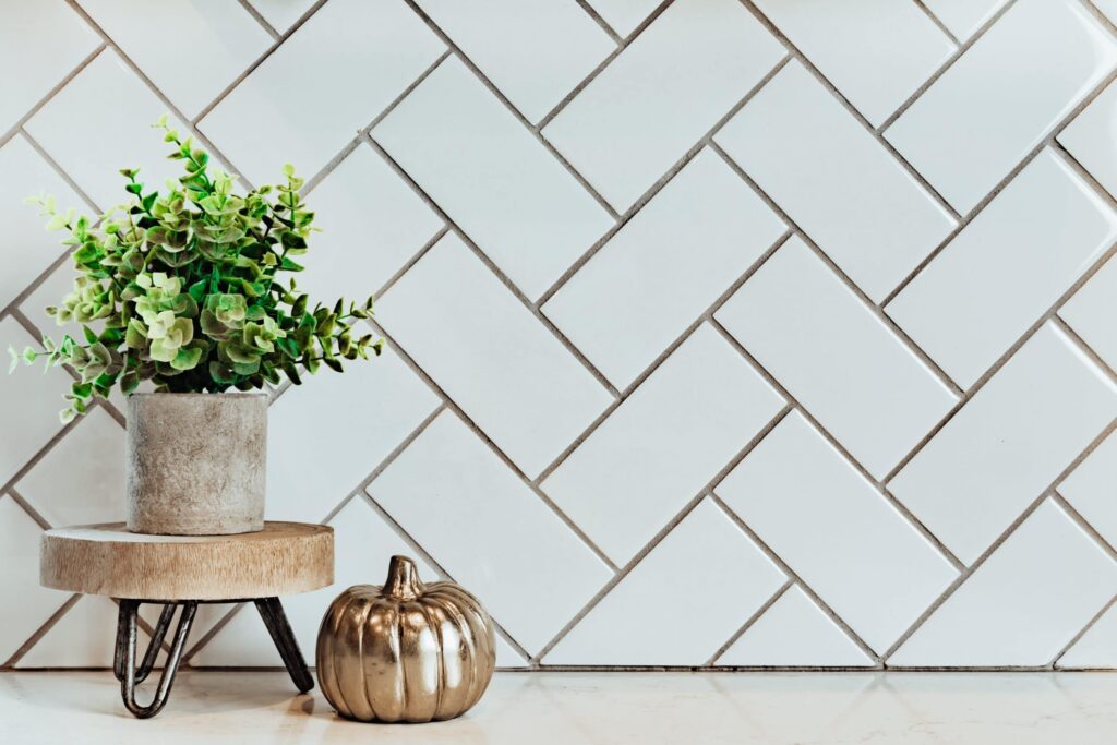 How to Lay Herringbone Tiles (Best Tips and Patterns)